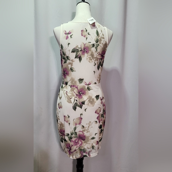 Charlotte Russe Women's NWT White Floral V-Neck Sleeveless Mini Dress Size Large - Picture 8 of 10